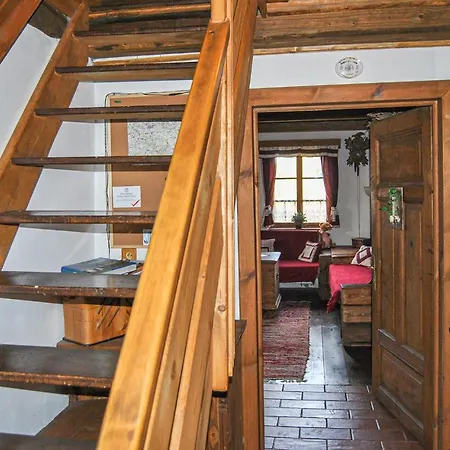 Stunning In W/ Outdoor Swimming Pool, Sauna And 3 Bedrooms