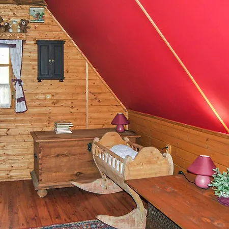 Stunning In W/ Outdoor Swimming Pool, Sauna And 3 Bedrooms